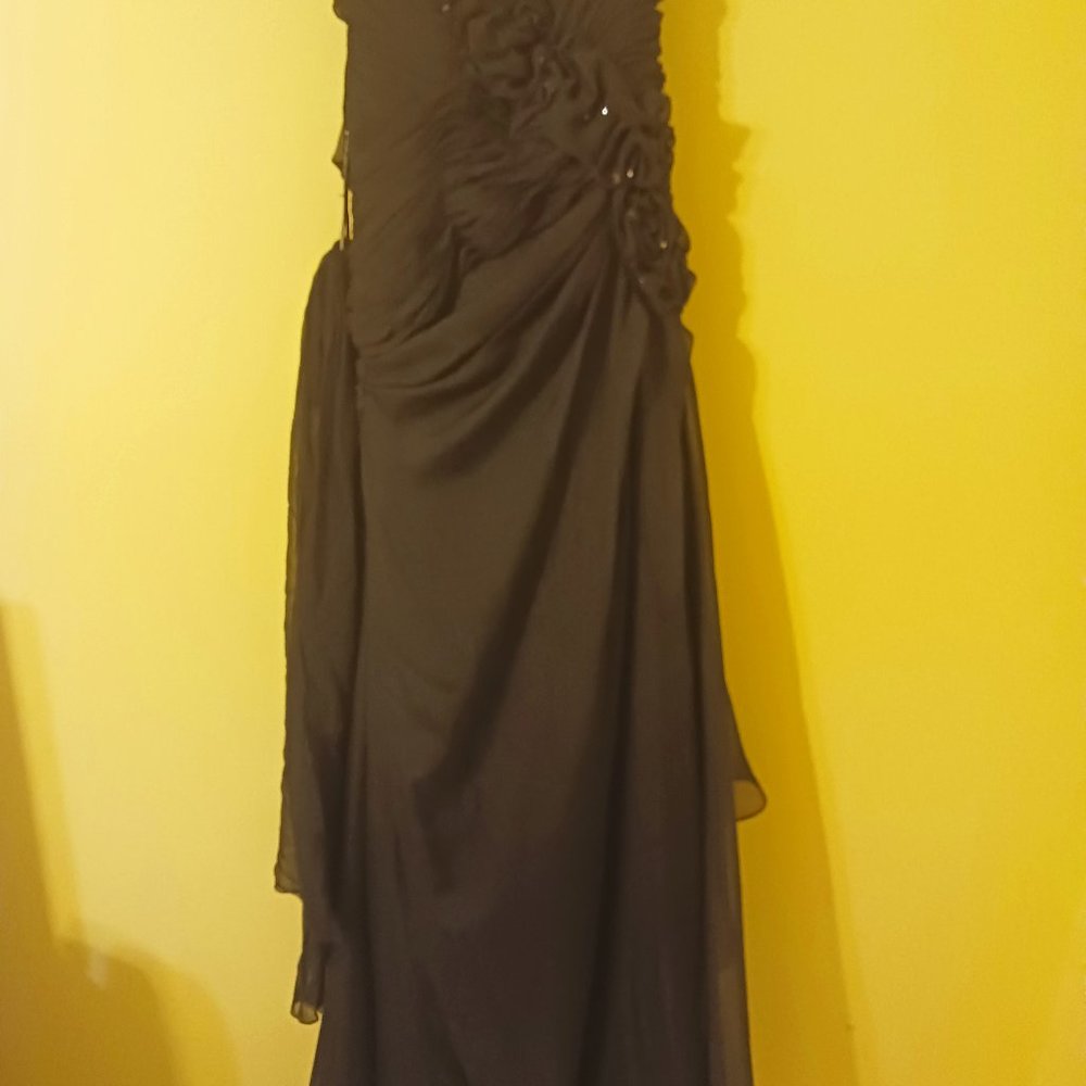 Charlize by 2be Social Black Halter Dress with shawl